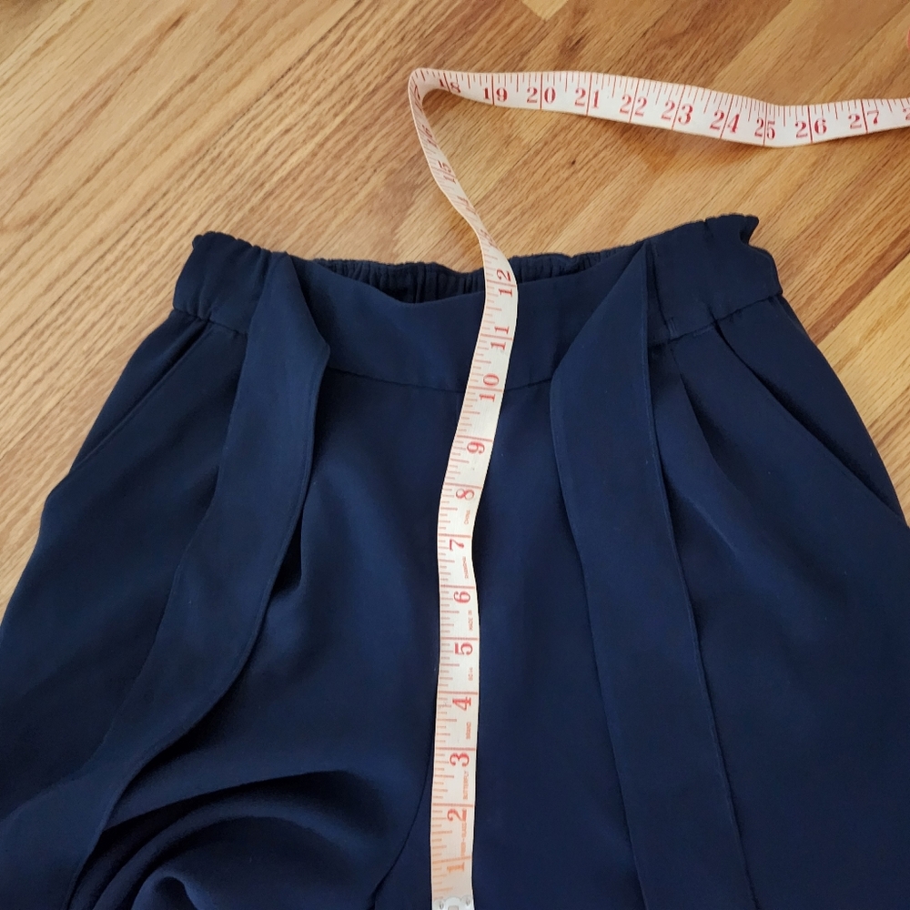 Lululemon Noir Navy Tie-Waist Wide-Leg - Picture 5 of 11